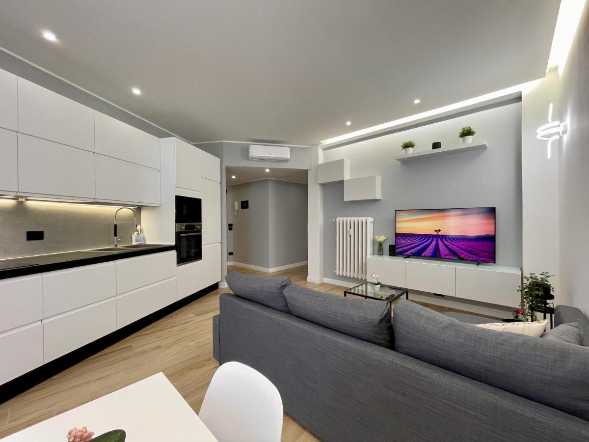 Luxury Downtown - Milan Mf Apartments Экстерьер фото